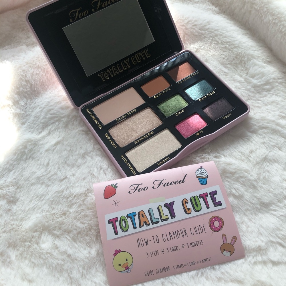 Too Faced LE Totally Cute Eyeshadow Palette